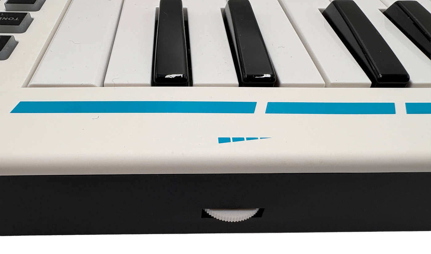 電子鍵盤ハーモニカ・WINDKEY ウィンキー・WK37 | 電子鍵盤ハーモニカ